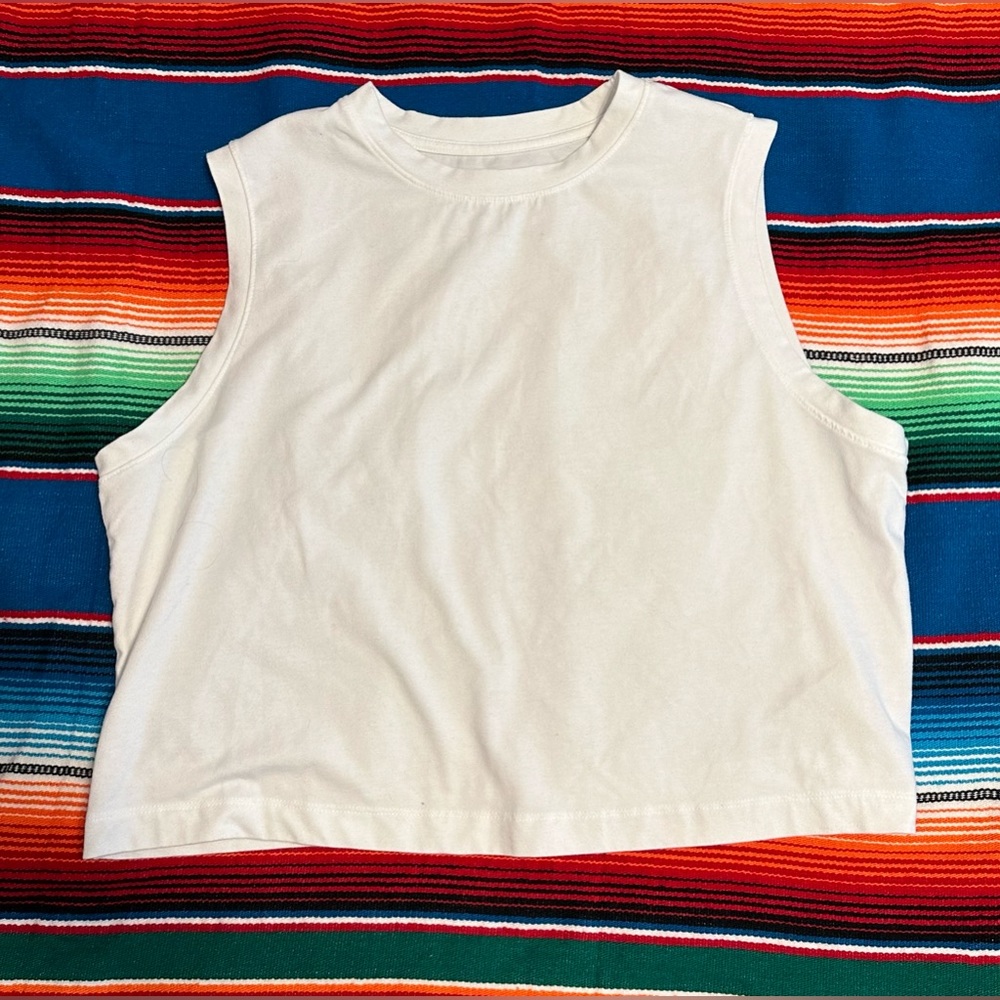 White cropped muscle shirt